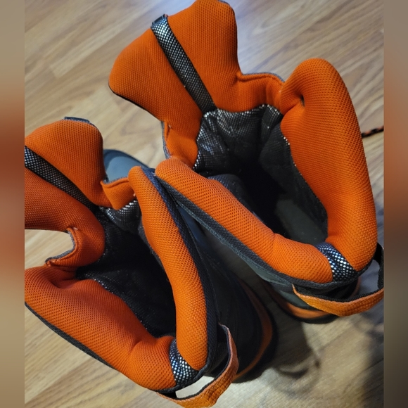 Columbia Bugaboot Plus Cold Weather Boot, 9.5 - Picture 8 of 11